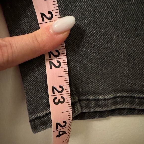 EXPRESS black distressed cropped‎ dad jeans size 4 - Picture 6 of 9